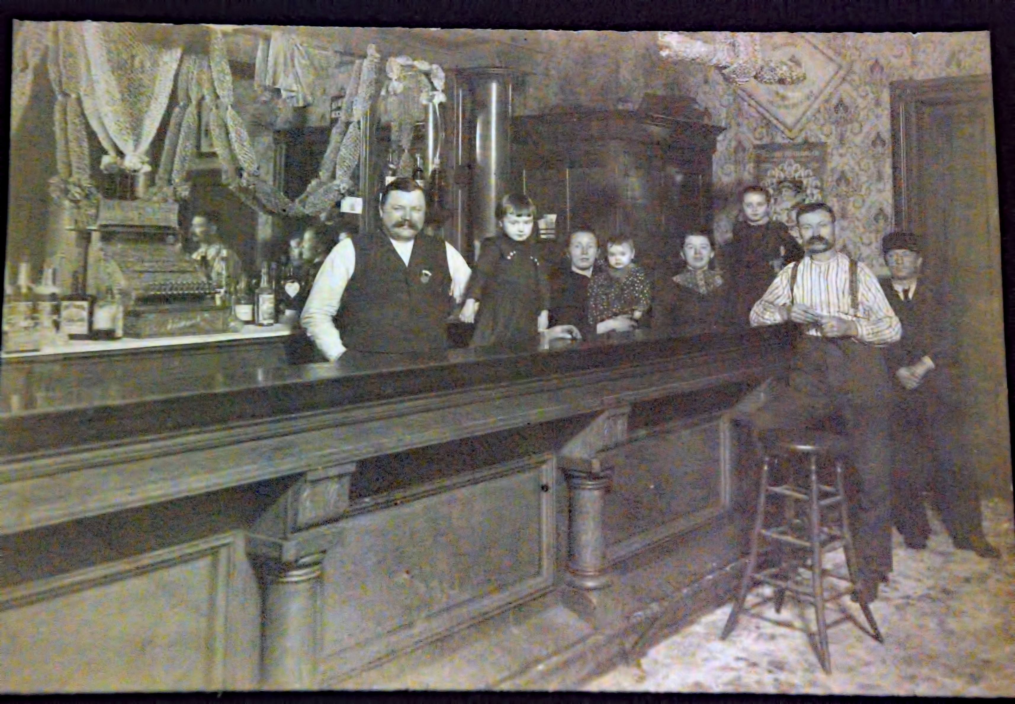 48426196_328112764455582_803855888824664064_n